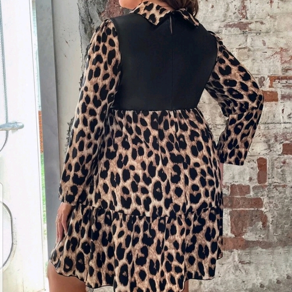 Shop the look ..definitely was a cutie at the office - Picture 2 of 4